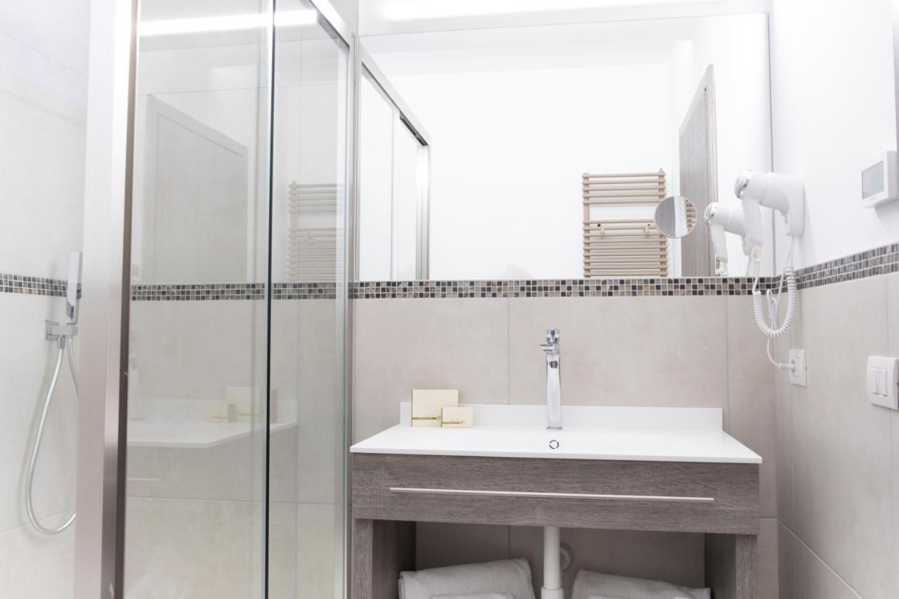 Salus Locazione Turistica Hotel Verona Exterior photo