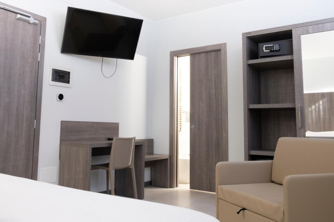 Salus Locazione Turistica Hotel Verona Exterior photo